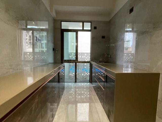 3 BHK Apartment in Mira Road East for resale Mira Bhayandar. The reference number is 12927966