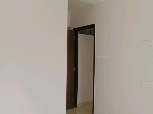 3 BHK Apartment in Mira Road East for resale Mira Bhayandar. The reference number is 14011392