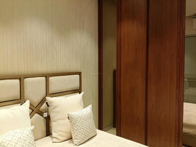 3 BHK Apartment in Mira Road East for resale Mira Bhayandar. The reference number is 14011392