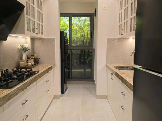 3 BHK Apartment in Mira Road East for resale Mira Bhayandar. The reference number is 18765986