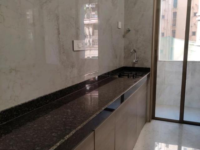 3 BHK Apartment in Mira Road East for resale Mira Bhayandar. The reference number is 18788001