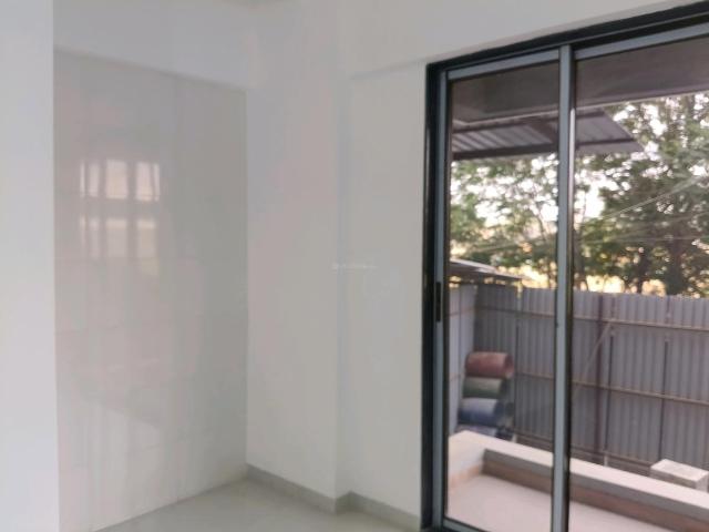 3 BHK Apartment in Mira Road East for resale Mira Bhayandar. The reference number is 18733482