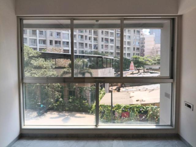 3 BHK Apartment in Mira Road East for resale Mira Bhayandar. The reference number is 19453223