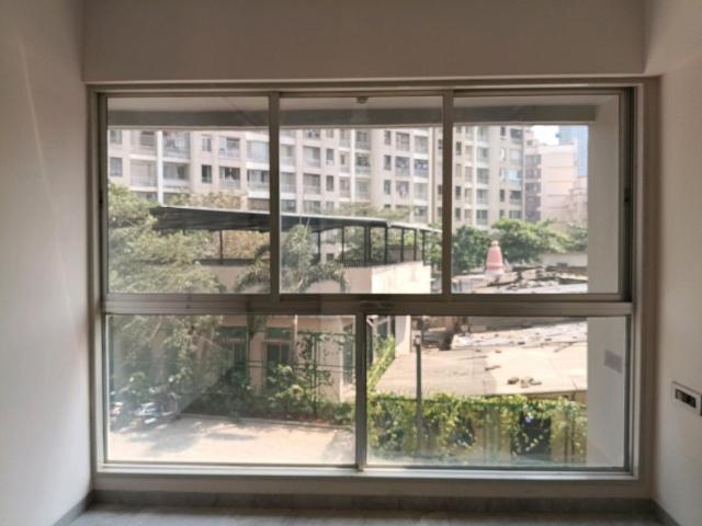 3 BHK Apartment in Mira Road East for resale Mira Bhayandar. The reference number is 19453238