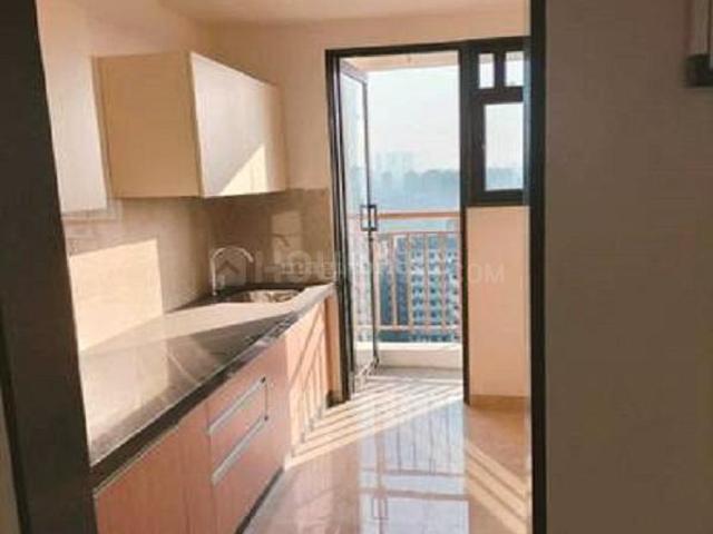 3 BHK Apartment in Mira Road East for resale Mira Bhayandar. The reference number is 20295085