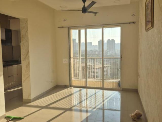 3 BHK Apartment in Mira Road East for resale Mira Bhayandar. The reference number is 19679389
