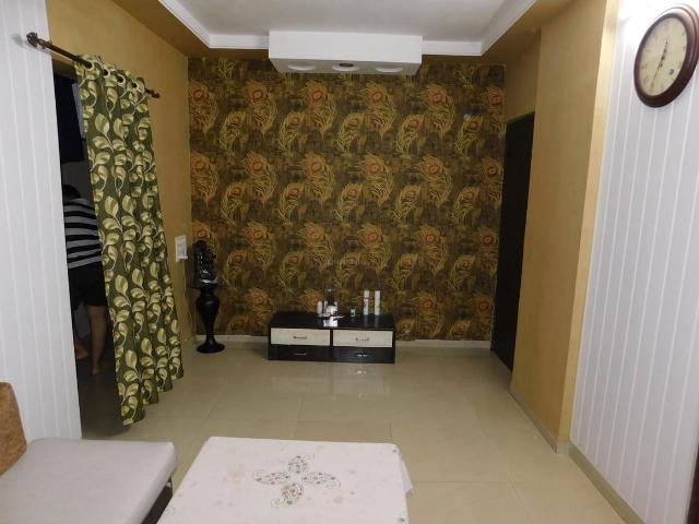 3 BHK Apartment in Mira Road East for resale Mumbai. The reference number is 8694396