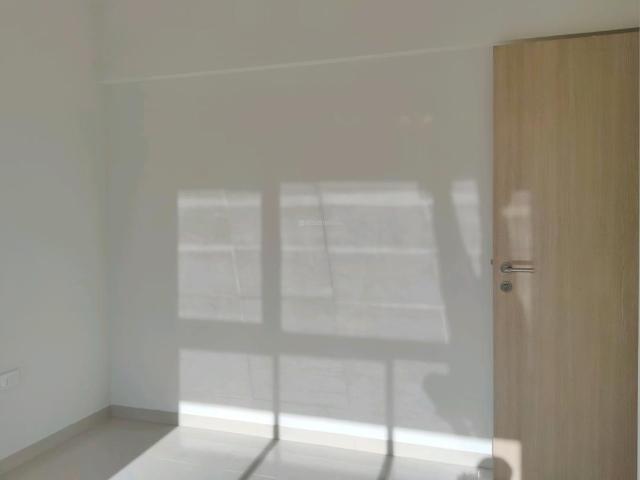 3 BHK Apartment in Mulund West for rent Mumbai. The reference number is 20340368