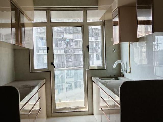 3 BHK Apartment in Mulund West for rent Mumbai. The reference number is 20604706