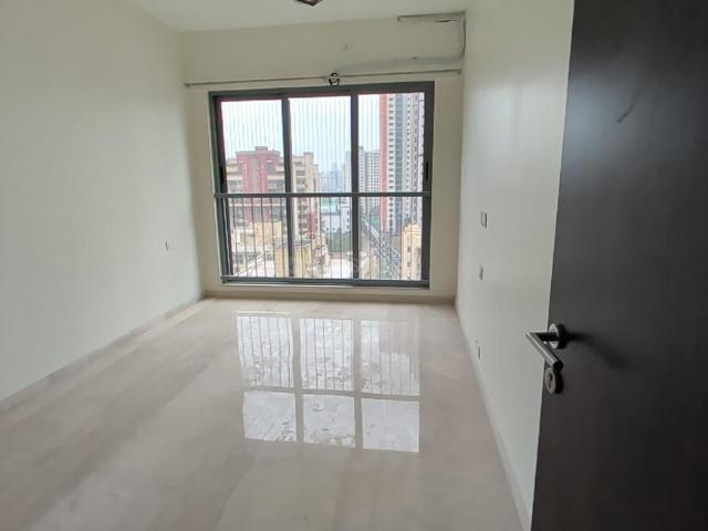 3 BHK Apartment in Mulund West for rent Mumbai. The reference number is 20629407