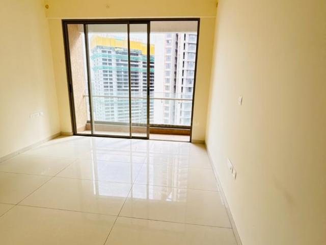 3 BHK Apartment in Mulund West for resale Mumbai. The reference number is 20576370