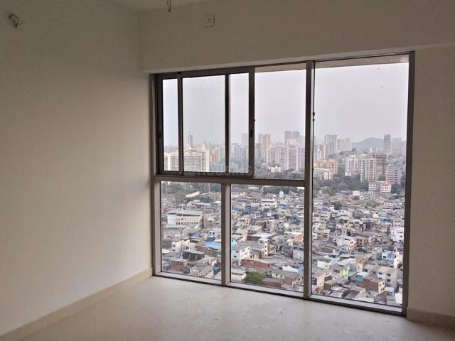 3 BHK Apartment in Mulund West for resale Mumbai. The reference number is 20063530