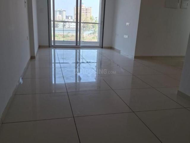 3 BHK Apartment in Mundhwa for rent Pune. The reference number is 20667803