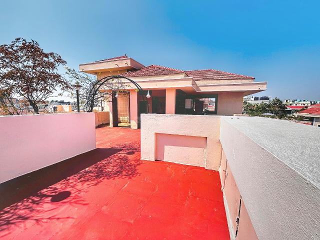 3 BHK Apartment in Munnekollal for resale Bengaluru. The reference number is 20660653