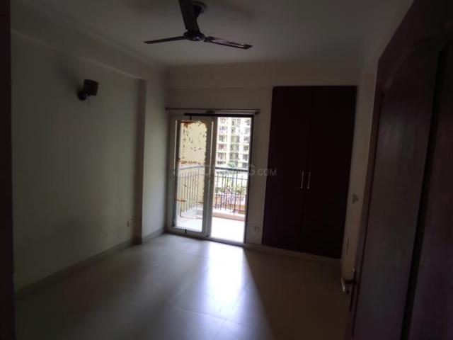 3 BHK Apartment in Noida Extension for rent Greater Noida. The reference number is 11818694