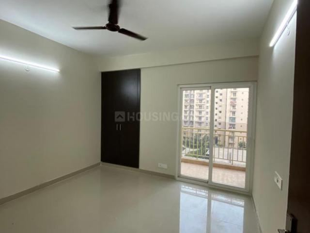 3 BHK Apartment in Noida Extension for rent Greater Noida. The reference number is 15537774