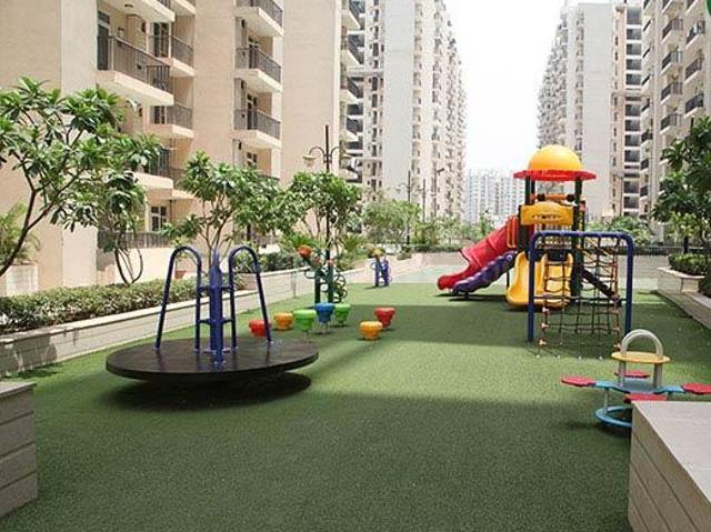 3 BHK Apartment in Noida Extension for rent Greater Noida. The reference number is 15037807