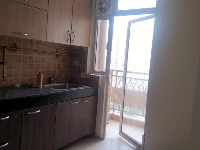 3 BHK Apartment in Noida Extension for rent Greater Noida. The reference number is 17639058
