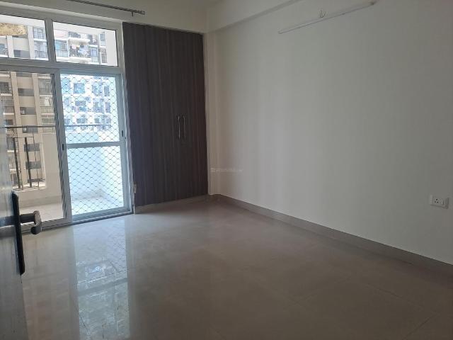 3 BHK Apartment in Noida Extension for rent Greater Noida. The reference number is 17646845