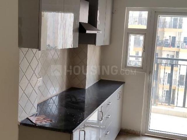 3 BHK Apartment in Noida Extension for rent Greater Noida. The reference number is 18732941