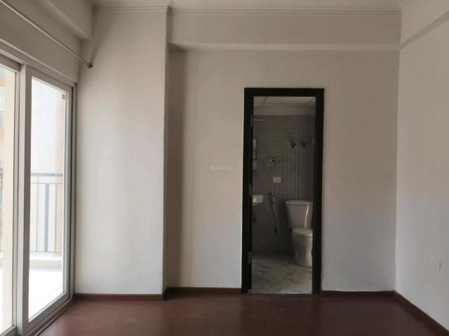 3 BHK Apartment in Noida Extension for rent Greater Noida. The reference number is 18953065