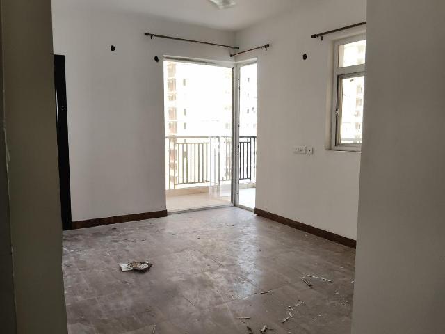 3 BHK Apartment in Noida Extension for rent Greater Noida. The reference number is 18275040