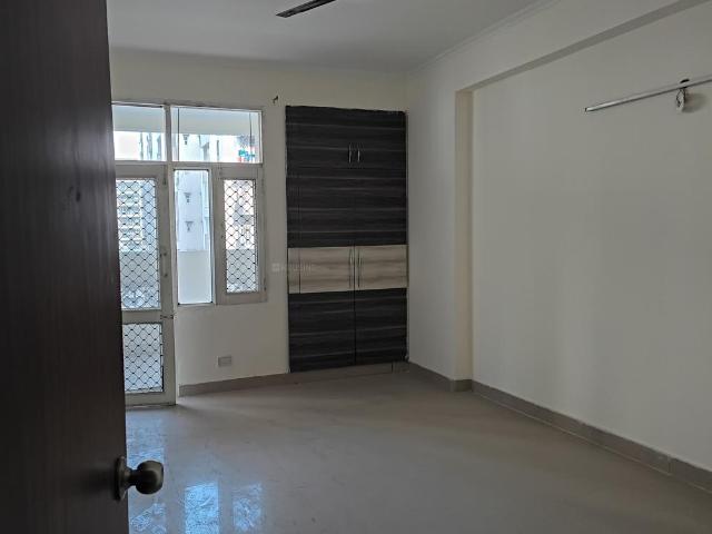 3 BHK Apartment in Noida Extension for rent Greater Noida. The reference number is 18321429