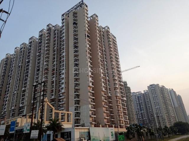 3 BHK Apartment in Noida Extension for rent Greater Noida. The reference number is 19528266