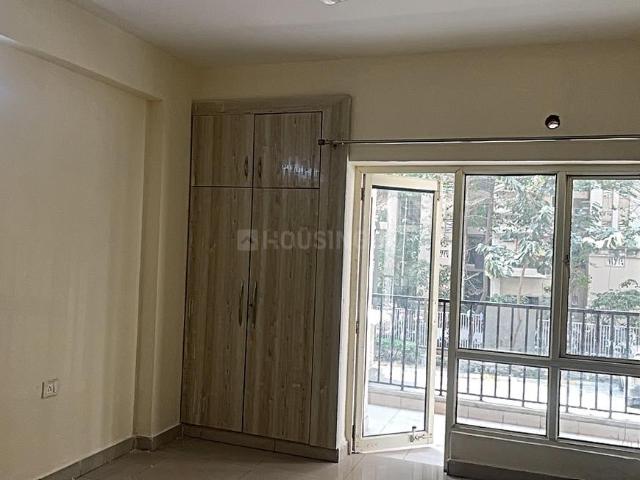 3 BHK Apartment in Noida Extension for rent Greater Noida. The reference number is 19623901