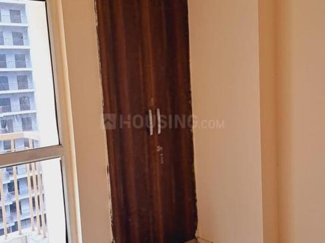 3 BHK Apartment in Noida Extension for rent Greater Noida. The reference number is 19684734