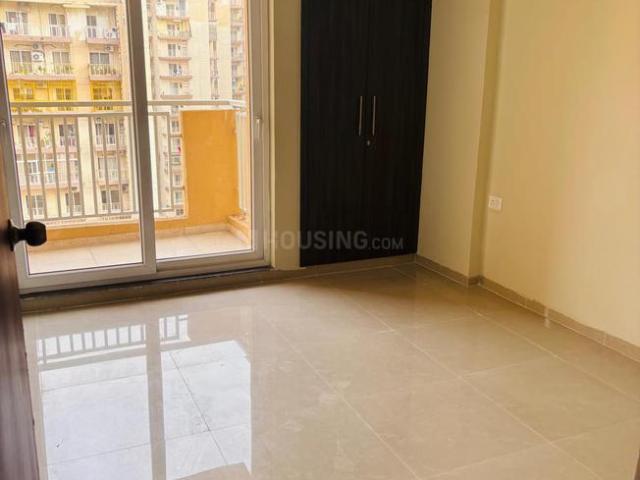 3 BHK Apartment in Noida Extension for rent Greater Noida. The reference number is 19733038