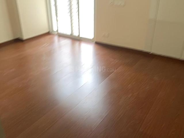 3 BHK Apartment in Noida Extension for rent Greater Noida. The reference number is 19756617