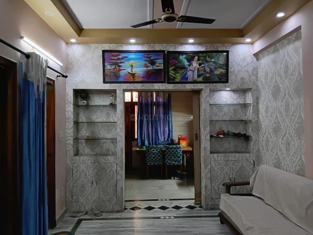 3 BHK Apartment in Noida Extension for rent Greater Noida. The reference number is 19898008