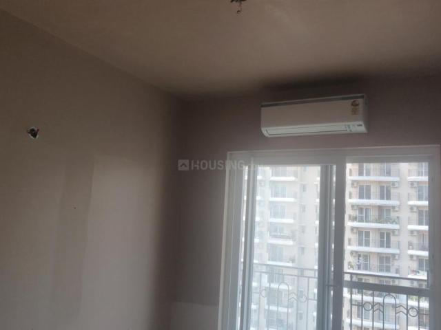 3 BHK Apartment in Noida Extension for rent Greater Noida. The reference number is 19906535