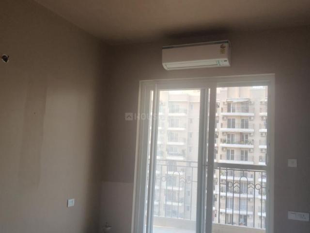 3 BHK Apartment in Noida Extension for rent Greater Noida. The reference number is 19906863