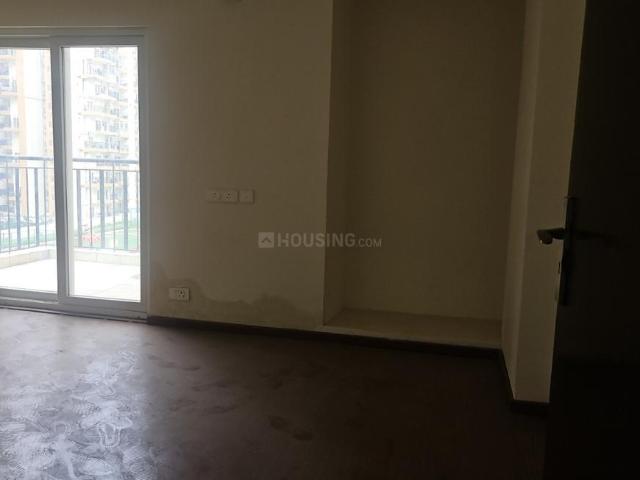 3 BHK Apartment in Noida Extension for rent Greater Noida. The reference number is 19970518