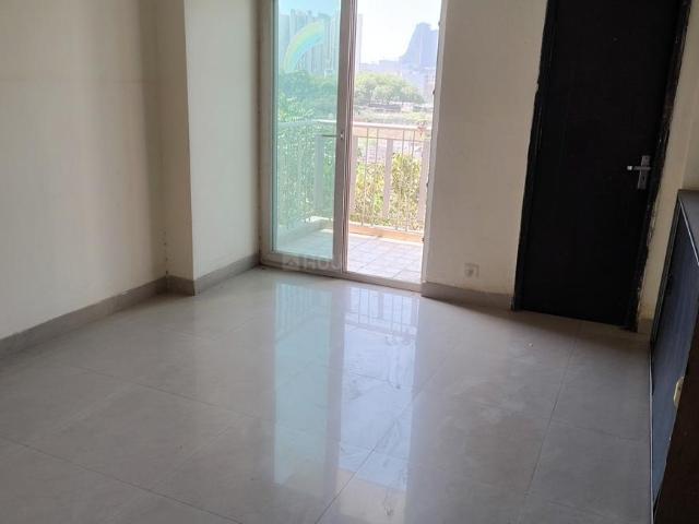 3 BHK Apartment in Noida Extension for rent Greater Noida. The reference number is 19985767
