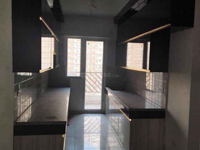 3 BHK Apartment in Noida Extension for rent Greater Noida. The reference number is 19214008