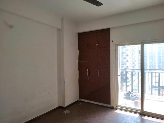 3 BHK Apartment in Noida Extension for rent Greater Noida. The reference number is 19243620