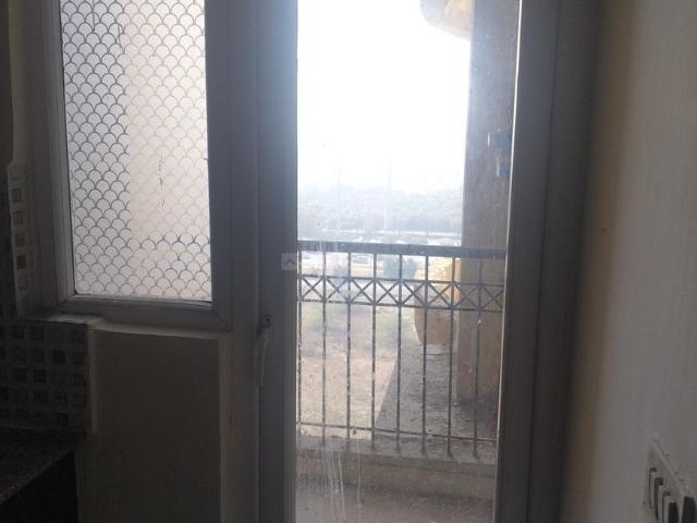 3 BHK Apartment in Noida Extension for rent Greater Noida. The reference number is 19395382