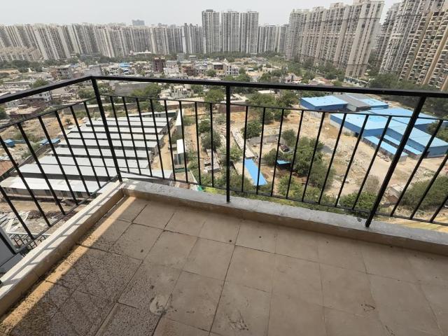 3 BHK Apartment in Noida Extension for rent Greater Noida. The reference number is 20406223