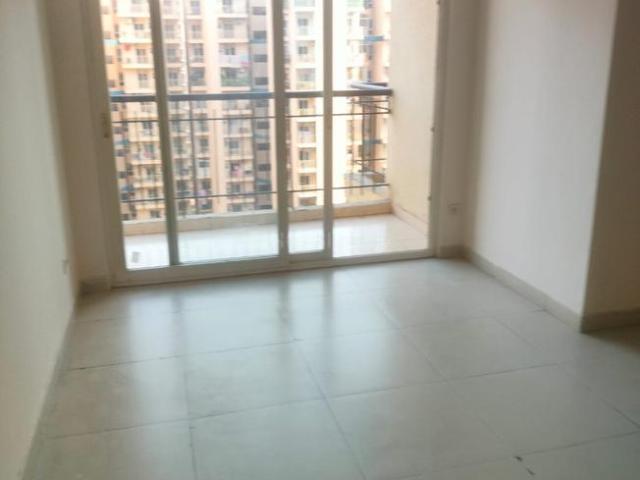 3 BHK Apartment in Noida Extension for rent Greater Noida. The reference number is 20412579