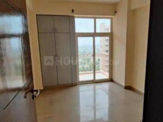 3 BHK Apartment in Noida Extension for rent Greater Noida. The reference number is 20464724
