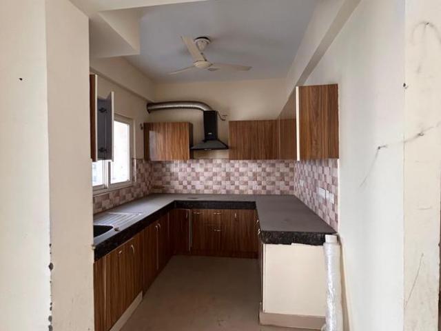 3 BHK Apartment in Noida Extension for rent Greater Noida. The reference number is 20497505