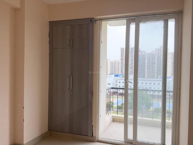 3 BHK Apartment in Noida Extension for rent Greater Noida. The reference number is 20515526