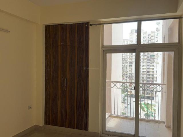3 BHK Apartment in Noida Extension for rent Greater Noida. The reference number is 20524765