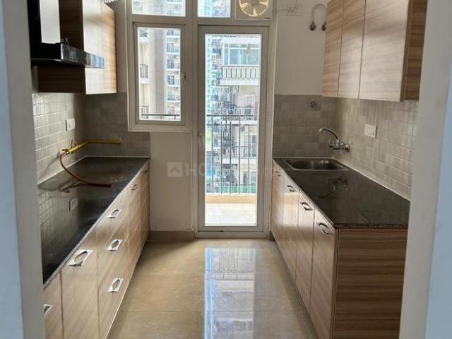 3 BHK Apartment in Noida Extension for rent Greater Noida. The reference number is 20525159