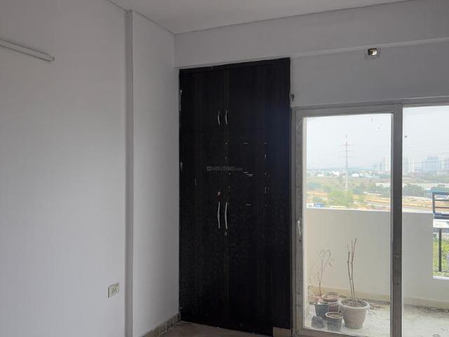 3 BHK Apartment in Noida Extension for rent Greater Noida. The reference number is 20567877