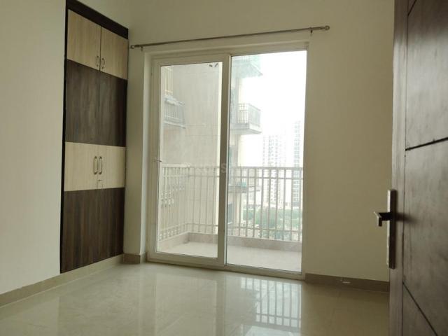3 BHK Apartment in Noida Extension for rent Greater Noida. The reference number is 20590439