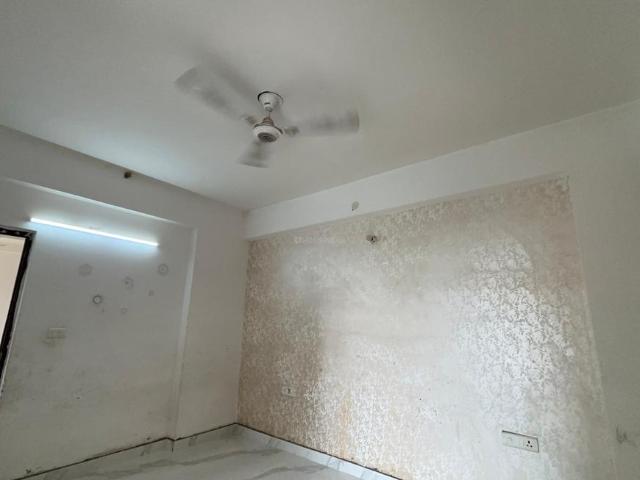 3 BHK Apartment in Noida Extension for rent Greater Noida. The reference number is 20605347